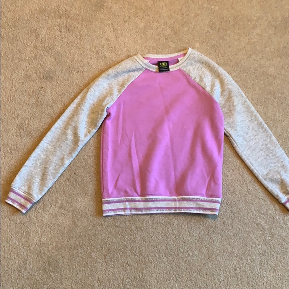 Girl’s Jersey Style Sweater.